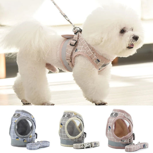 Harnais réfléchissant pour chien, colliers réfléchissants pour chiot et petits chiens gilet en maille respirant, réglable pour petit chien et chat Pug Pet Supplies - Our family dog